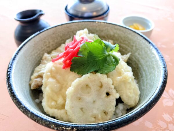 とり天丼の画像